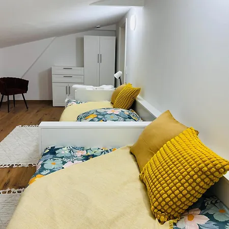 Modern In - Close To Center Apartment
