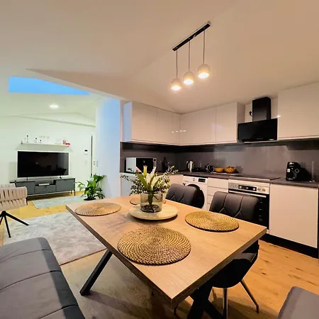 Apartment Modern In - Close To Center *
